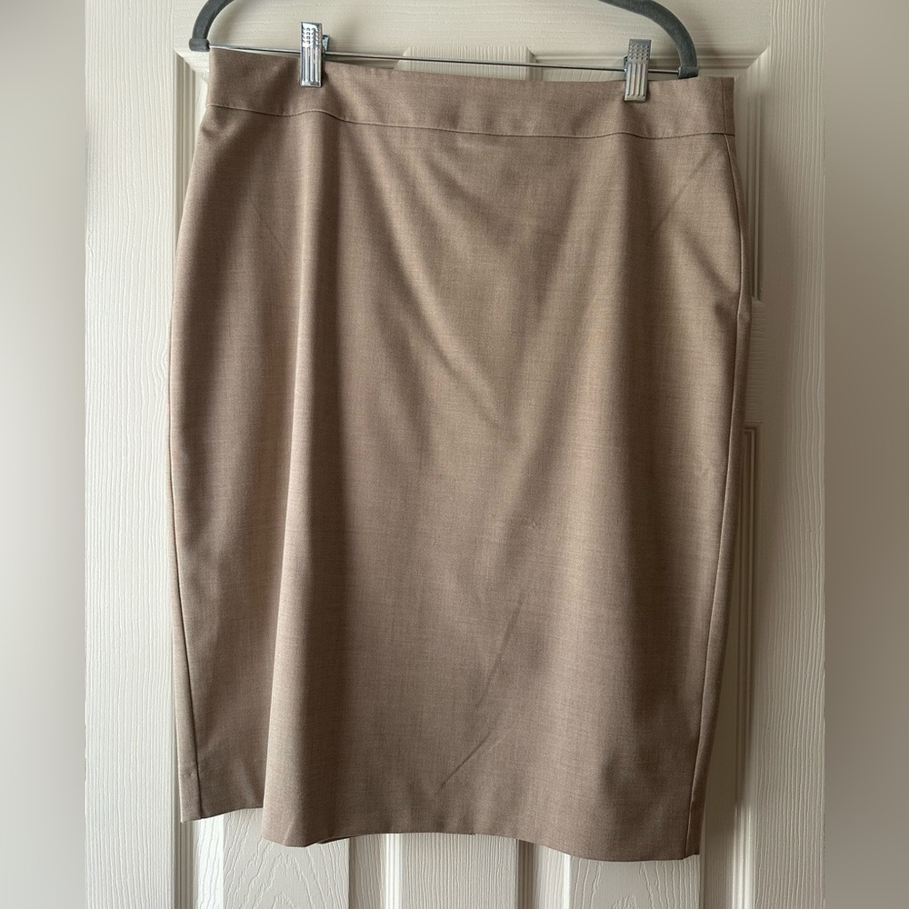 Ann Taylor Classic Tan Pencil Skirt